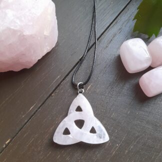 Halsband Triquetra Rosenkvarts