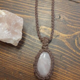 Halsband Rosenkvarts